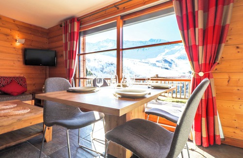 Montgellafrey Apartment | Chalet apartment for rent with south-facing terrace and private sauna