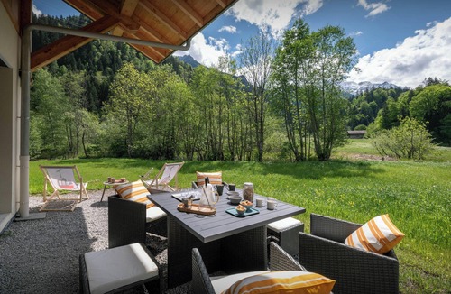Saint-Gervais-les-Bains Ski Chalet | Chalet Ormiages - wonderful Alpine stay for 8, any season - OVO Network