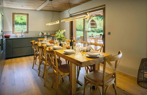 La Clusaz Apartment | Chalet Frontflip - holiday home for 10 with sauna - OVO Network