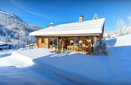 La Clusaz Apartment | Chalet Frontflip - holiday home for 10 with sauna - OVO Network