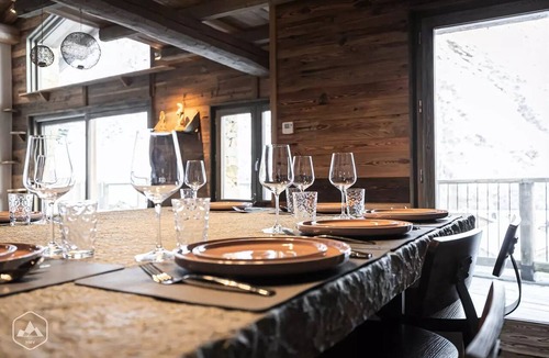 Bonneval-sur-Arc Apartment | Chalet Gariot: warm and authentic