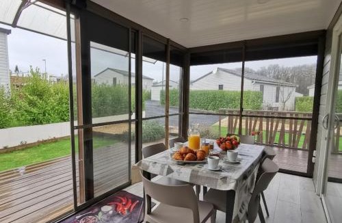 Pont-l'Abbe Ski Chalet | Chalet in Pont L'Abbé near Ile Tudy