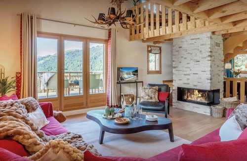 Les Gets Ski Chalet | Chalet Joux Verte - beautiful ski base for 8 with spa - OVO Network