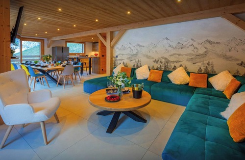 Le Grand-Bornand Ski Chalet | Chalet Julero - stylish stay for 12 with hot tub and sauna - OVO Network