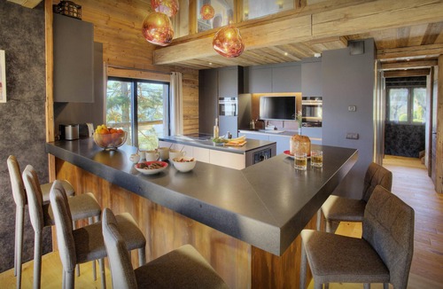 Saint-Jorioz Ski Chalet | Chalet Kalyssia - luxury holiday for 11, spa & great skiing - OVO Network