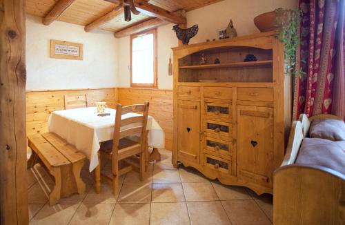Bessans Apartment | Chalet la Lauzette