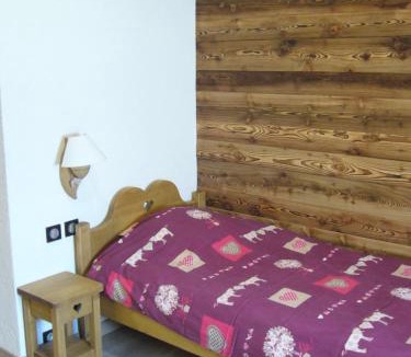 Bonneval-sur-Arc Apartment | Chalet la Tuilière*