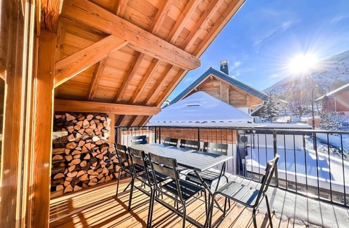 Valloire Ski Chalet | Chalet Le 1540 Valloire – Cozy Mountain Retreat for 10 Guests