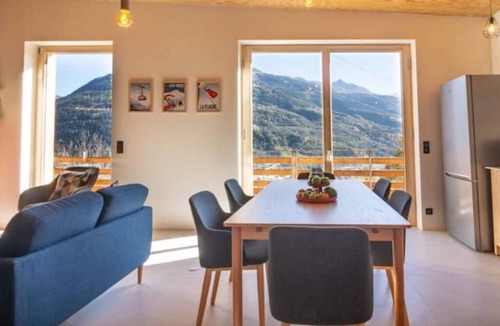 Bourg-Saint-Maurice House | Chalet Le Cotaret – Stylish Comfort in the Heart of the Alps
