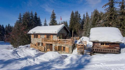 Meribel Ski Chalet | Chalet Le Plaigny - golf de Méribel