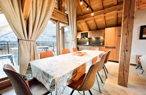 Valloire Ski Chalet | Chalet Le Snow Lodge Valloire – Modern Luxury with Mountain Views