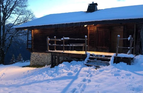 Villard-sur-Doron Ski Chalet | Chalet LES Lanches - Calme Assuré !