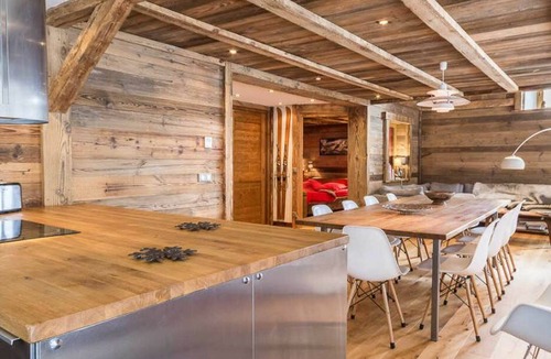 Bonneval-sur-Arc Ski Chalet | CHALET LUXE ET CHARME, 4* BELLA ALPINA, 12P, 150m2, 200 years old