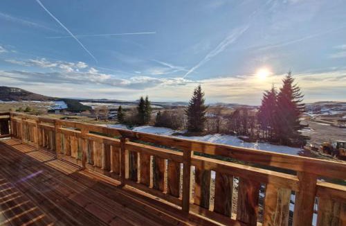 Besse-et-Saint-Anastaise Ski Chalet | Chalet moderne pour 14 pers avec parking privé - FR-1-814-121