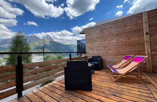 Pra Loup Ski Chalet | Chalet OLIVE & ALBA Pra-Loup 1500