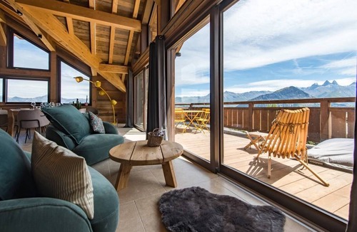 La Toussuire Ski Chalet | Chalet on the slopes with sauna - up to 14 guests