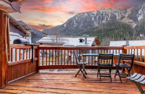 Nancroit Ski Chalet | Chalet, sauna, balcony, fireplace or stove, parking, tv, 125m², Peisey-Vallandry