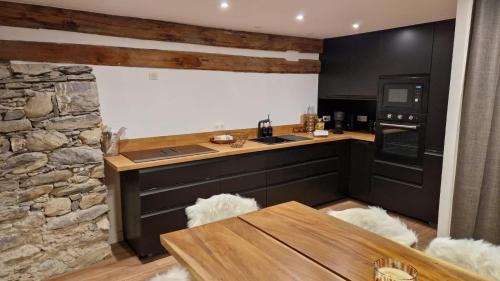 Les Varcins Apartment | Chalet Serine - Élégance au coeur des 3 Vallées - Duplex pour 6