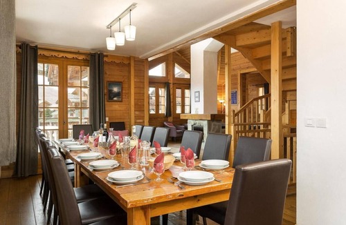 Bergers Ski Chalet | Chalet, terrace, fireplace or stove, parking, tv, 125-135m², Alpe d'Huez