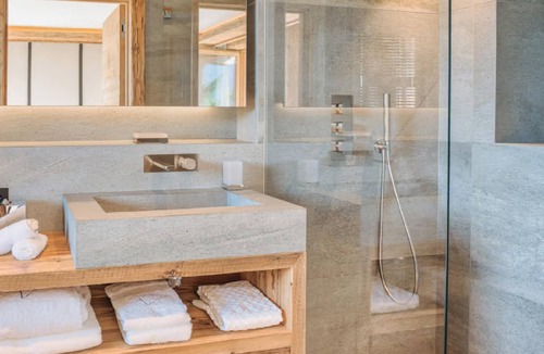Le Lavachet Ski Chalet | Chalet Tignes with 5 spacious bedrooms