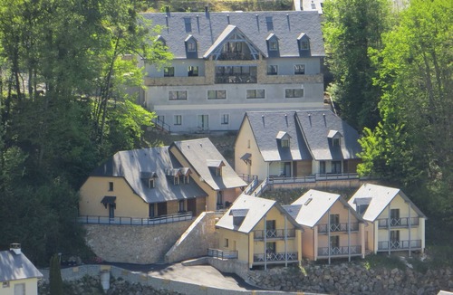 Luz-Saint-Sauveur House | Chalet Vignemale 3 Zimmer 2 Badezimmer by Interhome