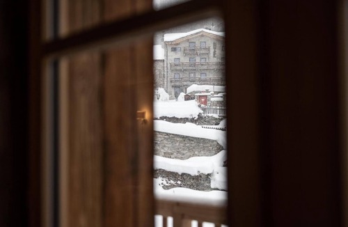 Le Fornet Ski Chalet | Chalet, wifi, view mountain, sauna, terrace, balcony, fireplace or stove, parking, tv, ski locker