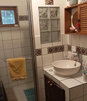 Saint-Mathieu House | chambre à la campagne