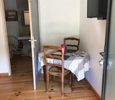 Nistos Bed & Breakfast | Chambre d'hôte aux Pivoines