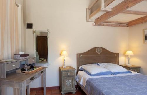 Ensues-la-Redonne Bed & Breakfast | Chambre D'hôtes Les 5 Calanques
