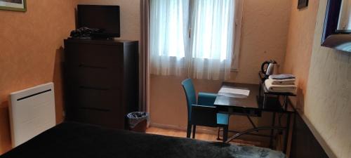 Combs-la-Ville Other | Chambre Grand lit Afrik