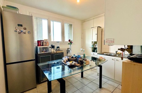 Saint-Martin-d'Heres House | Chambre privée avec balcon et belle vue à Grenoble