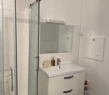 Butte-aux-Cailles Other | Chambre privative Paris 13e