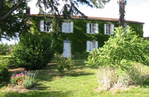 Gans Bed & Breakfast | Chambres d'Hôtes Domaine du Bouchon