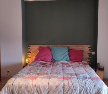 Marchastel Bed & Breakfast | Chambres d'hôtes du Chênelong Cantal