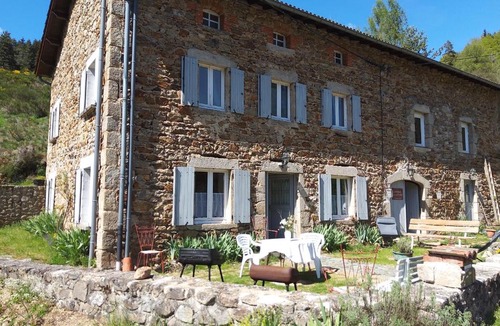 Sembadel House | Chambres d'hôtes La Maison sous les étoiles