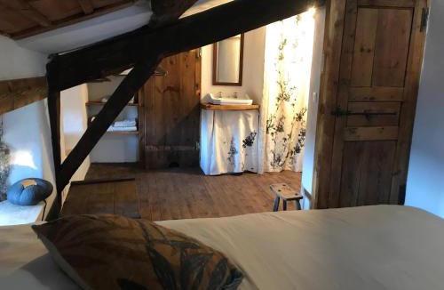 Venteuges Bed & Breakfast | Chambres et Tables d'hôtes - Les Ateliers de Pontajou - Pèlerin navette gratuite à Saugues