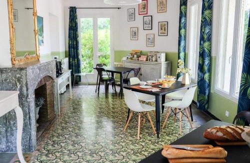 Saint-Genis Bed & Breakfast | Chambres d hôtes du Castell de Blés