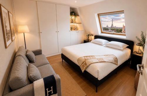 Champs-Elysees Apartment | Champs-Elysees Prestige 4 Bedrooms 12 Guests