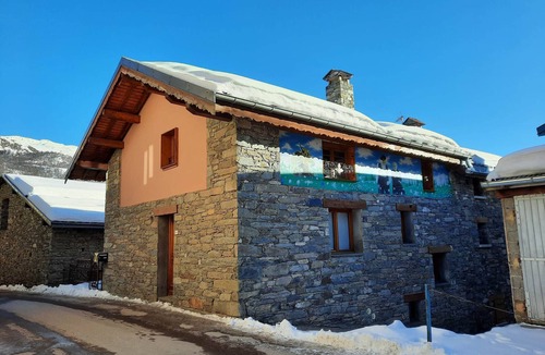 Saint-Marcel Apartment | Charming 3-room apartment with parking and wifi in Saint-Martin-de-Belleville