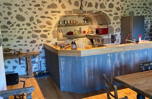 Saint-Cirgues-de-Jordanne House | Character house with breathtaking views