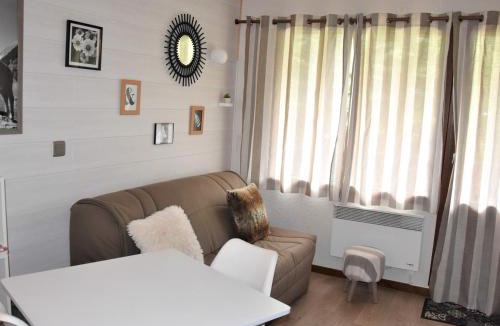 Pralognan-la-Vanoise Apartment | Charmant 2 pièces, balcon sud, piscine chauffée - FR-1-464-9