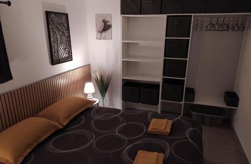 Ales Apartment | charmant gite 25m² indépendant