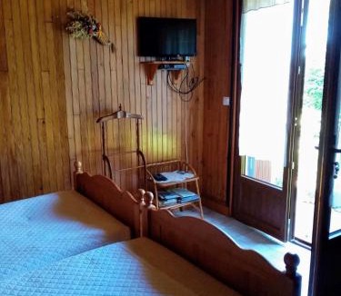Beaumont-du-Lac Apartment | Charmant logement au bord du lac