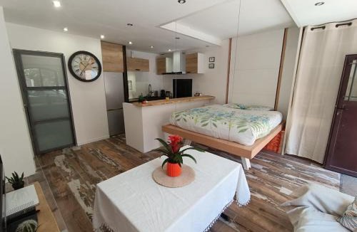 La Garde-Freinet Apartment | Charmant Studio 34 m2 La Garde-Freinet Climatisé
