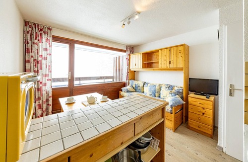 Saint-Francois-Longchamp Apartment | Charming apartment for 5, near slopes and shops