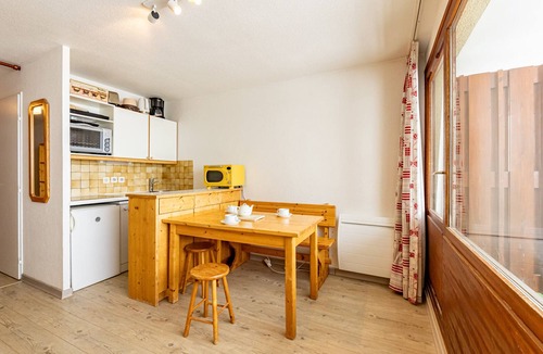 Saint-Francois-Longchamp Apartment | Charming apartment for 5, near slopes and shops