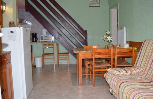 Saint-Cyprien Plage House | Charming 2-Room House with Mezzanine, Garden, and Garage - Near Beach and Marina