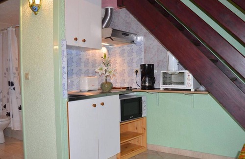 Saint-Cyprien Plage House | Charming 2-Room House with Mezzanine, Garden, and Garage - Near Beach and Marina