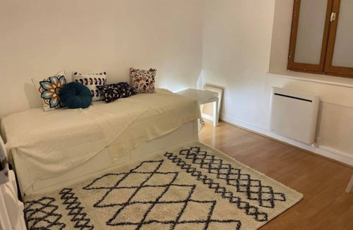 Quartier Exposition-Bajatiere Apartment | Charming 2-room studio