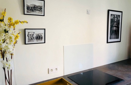 Antibes Old Town Apartment | Charming 2 rooms - 100m to the sea - Flex Cancel
